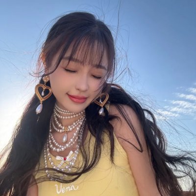 女生联谊会的美女粘球